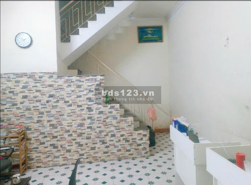 NÓI KHÔNG VỚI QUY HOẠCH- Ô TÔ ĐỖ CỬA - ĐỐI DIỆN BX NƯỚC NGẦM