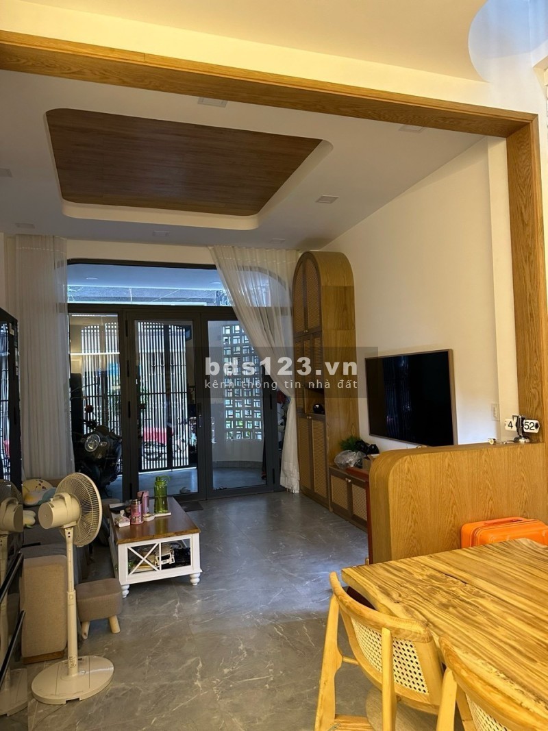 Bán nhà MỚI đường 3/2, 55.5m2 5Tầng 4.2X14.5 15 tỷ phường 11 quận 10
