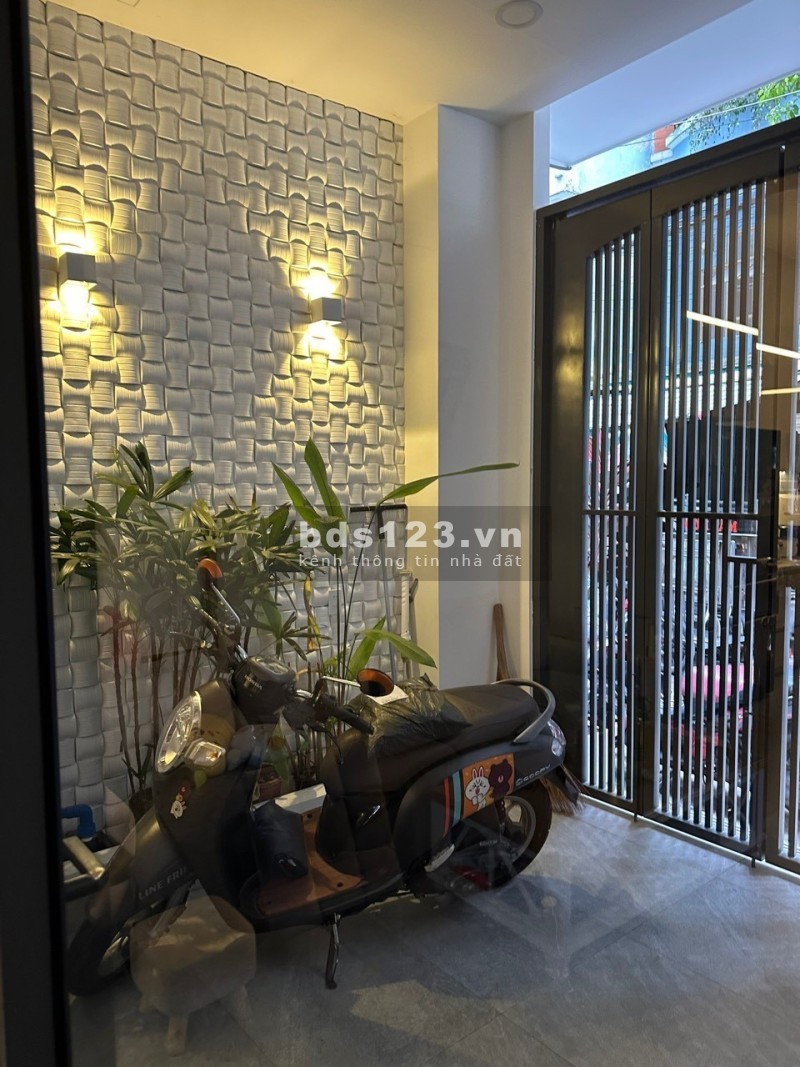 Bán nhà MỚI đường 3/2, 55.5m2 5Tầng 4.2X14.5 15 tỷ phường 11 quận 10