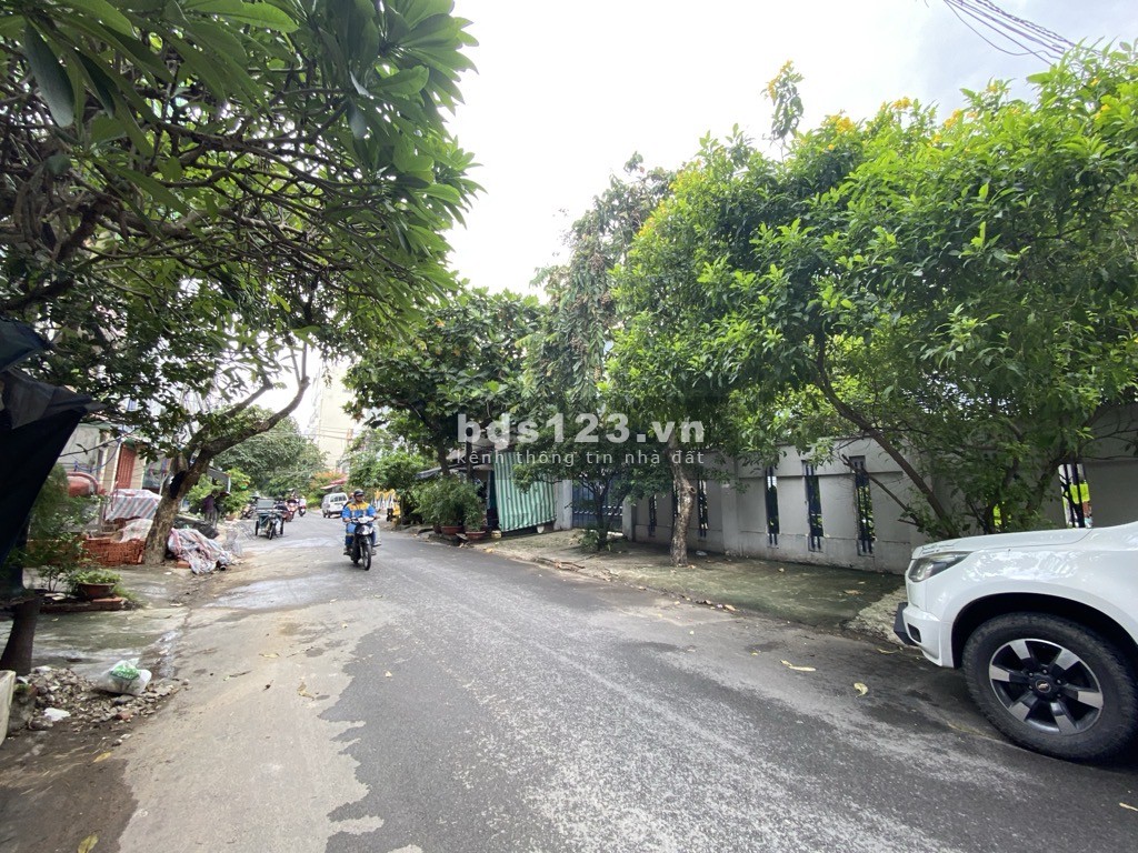 BÁN NHÀ MẶT TIỀN ĐƯỜNG SỐ Q.7, Ô TÔ NGỦ TRONG NHÀ, 3 lầu, dễ kinh doanh cho thuê, GIÁ 12 TỶ