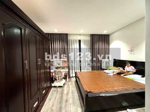 Bán nhà đẹp 7 tầng thang máy gần Aeon Long Biên, MT 4.3m, gara ô tô 7 chỗ, nhỉnh 10 tỷ