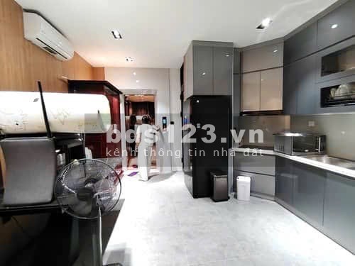 Bán nhà đẹp 7 tầng thang máy gần Aeon Long Biên, MT 4.3m, gara ô tô 7 chỗ, nhỉnh 10 tỷ