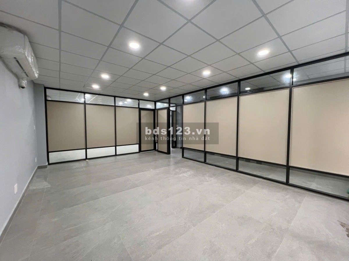 Cho thuê văn phòng 90-92 Nguyễn Thanh Sơn (đối diện cổng vào chung cư Vista Verde)