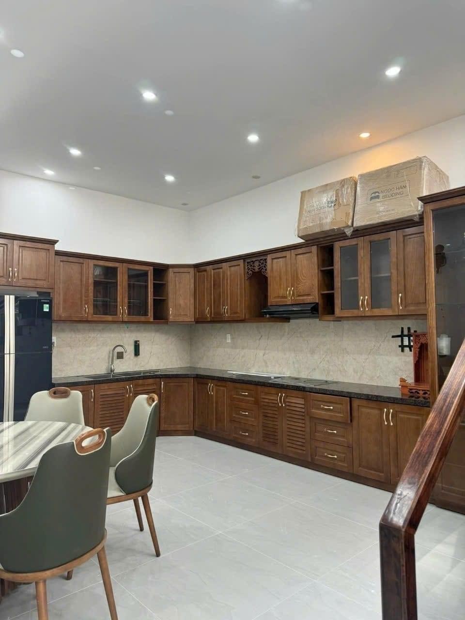 Bán nhà hẻm 6m Phạm Văn Hai; (5*20); 2 lầu; phường 3 Tân Bình.