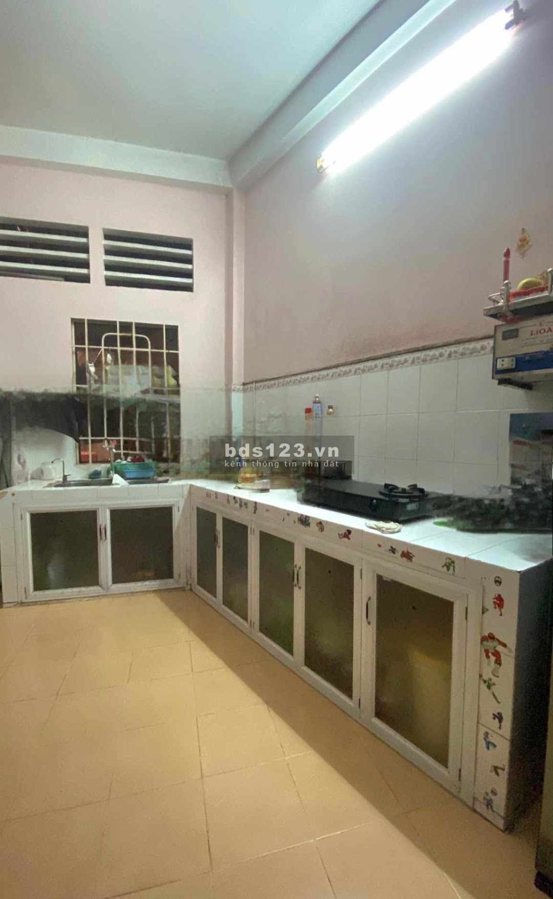 Bán nhà hẻm xe tải thông Tạ Quang Bửu Q.8 - 90 m2 - 3 tầng - Giá 8 Tỷ