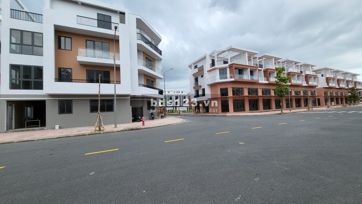 Chỉ còn một vài căn cho Anh/Chị lựa chọn nhà phố TNR Amaluna