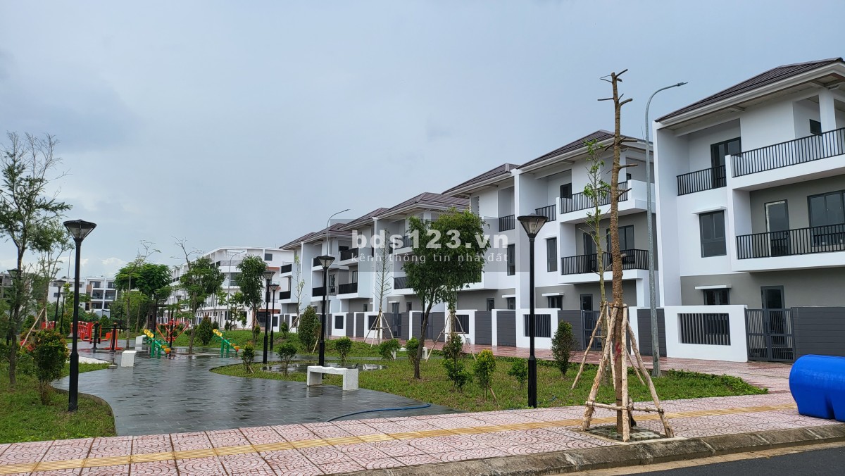 Chỉ còn một vài căn cho Anh/Chị lựa chọn nhà phố TNR Amaluna