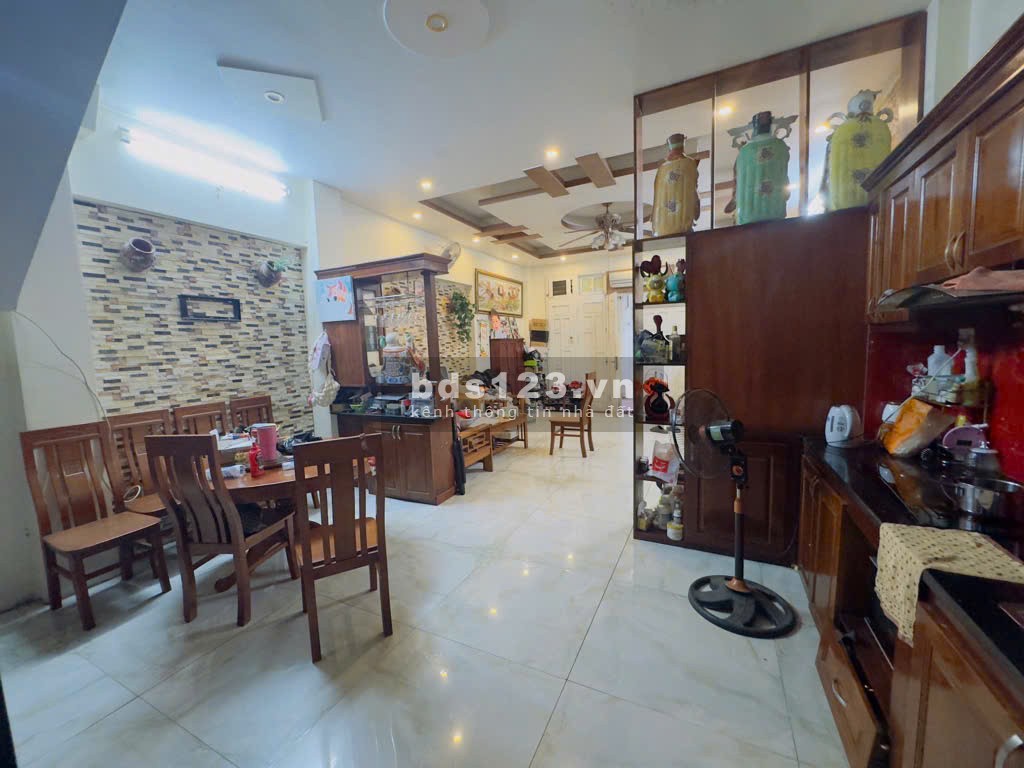 CHÍNH CHỦ BÁN NHÀ PHỐ NGUYỄN VĂN CỪ - LONG BIÊN 50M2 - 5 PHÚT SANG HỒ HOÀN KIẾM