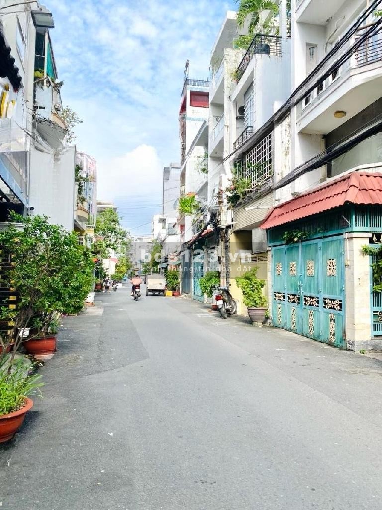 Mặt tiền hẻm kinh doanh Âu Dương Lân 4.5x17 6 tầng chỉ 12 tỷ 5