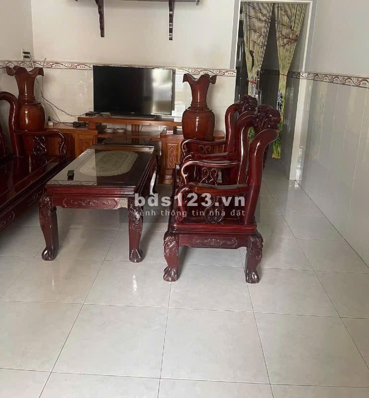 Cho thuê nhà 3 phòng ngủ lộ ô tô hẻm 577 Trần Quang Diệu