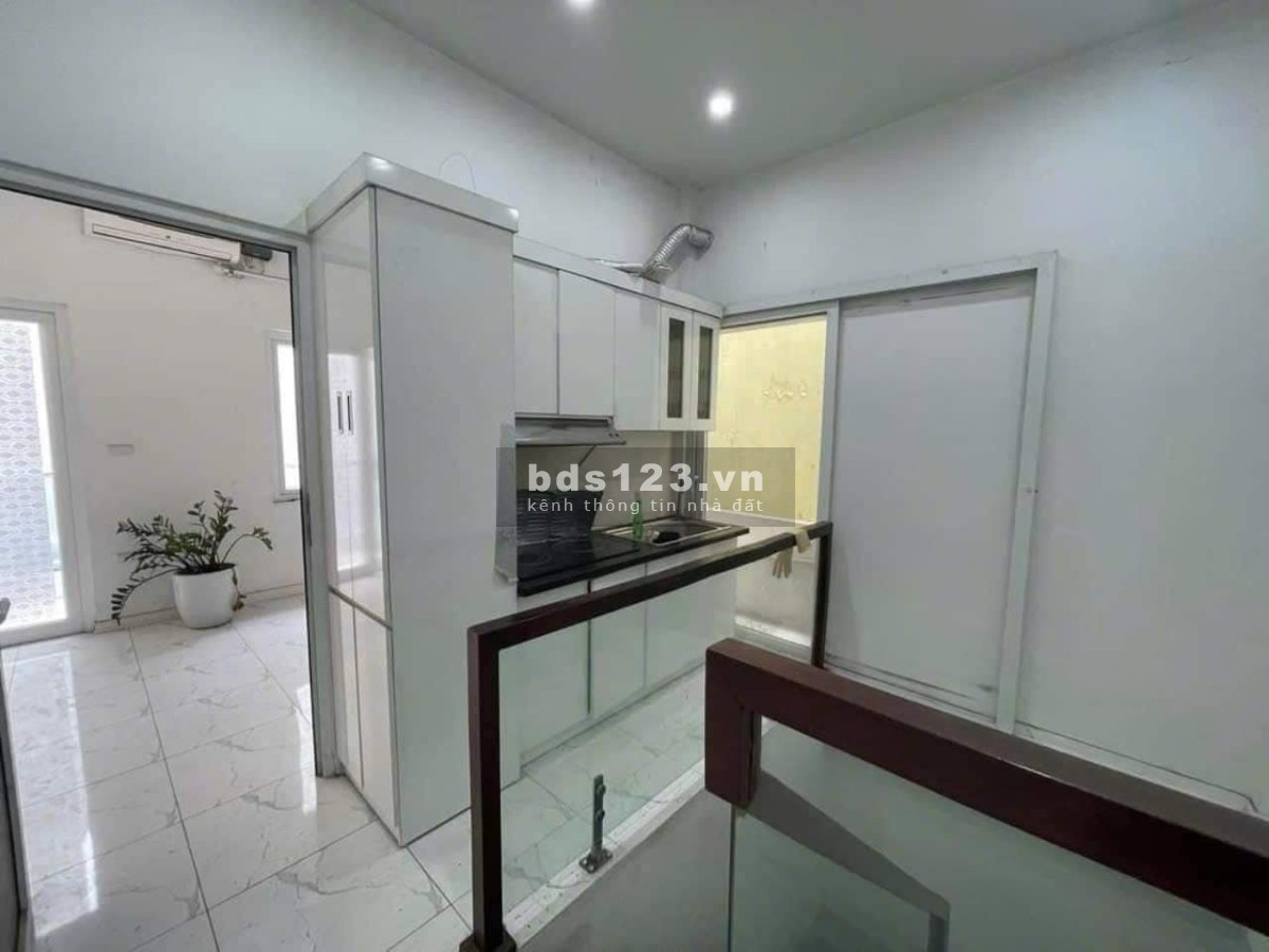 Bán nhà Tam Khương, Đống Đa, oto, siêu đẹp mặt tiền 5m giá 7,5 tỷ