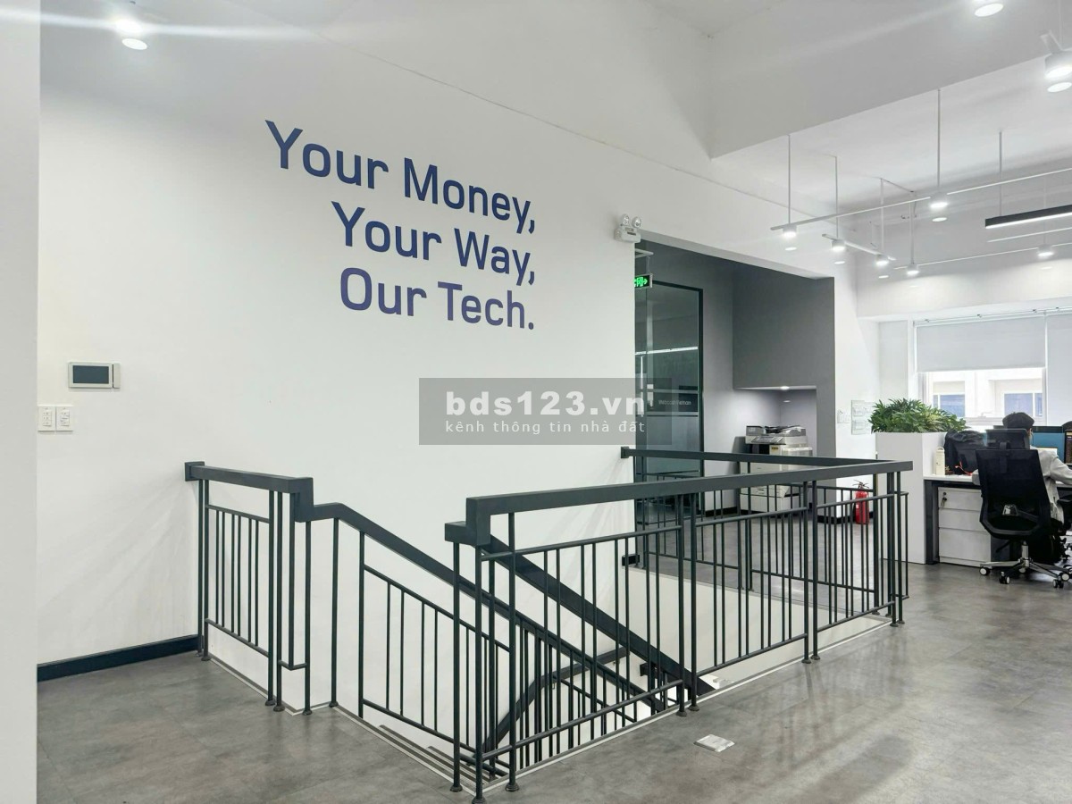 Bán lỗ - Shophouse Sarica căn góc 2 mặt tiền 337m2, giá chi 42 tỷ nhà hoàn thiện đẹp