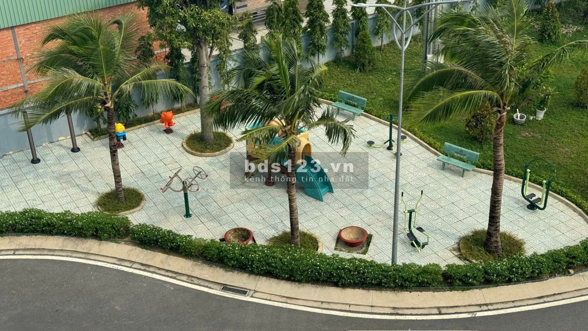 Bán căn hộ 2PN, 2WC. tại chung cư Minh Quốc plaza mặt tiền đường Mỹ phước Tân vạn