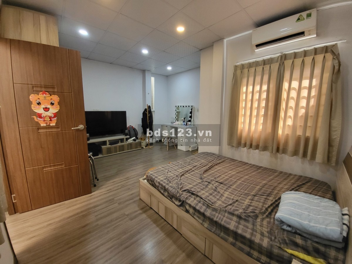 Rẻ nhất khu vực! DT 100m2, ngang 5m, 2 tầng, hẻm 1/ thông, dòng tiền 40tr/th, giá 6.8 tỷ TL