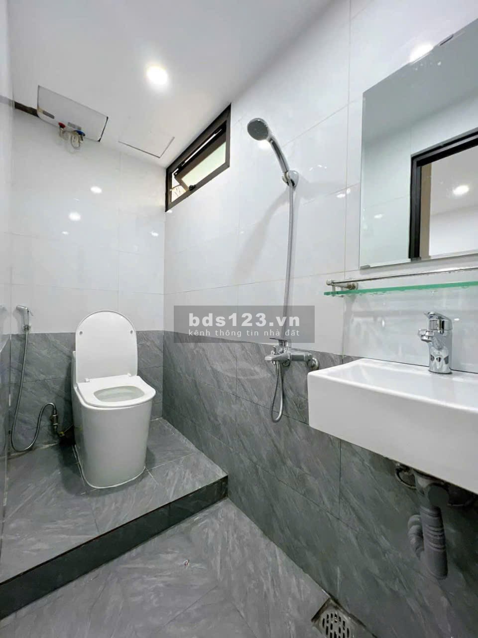 Bán nhà phố Trần Phú - Hà Đông, 33m2, 5 tầng, MT 4,5m, 2 thoáng, giá chỉ nhỉnh 6 tỷ