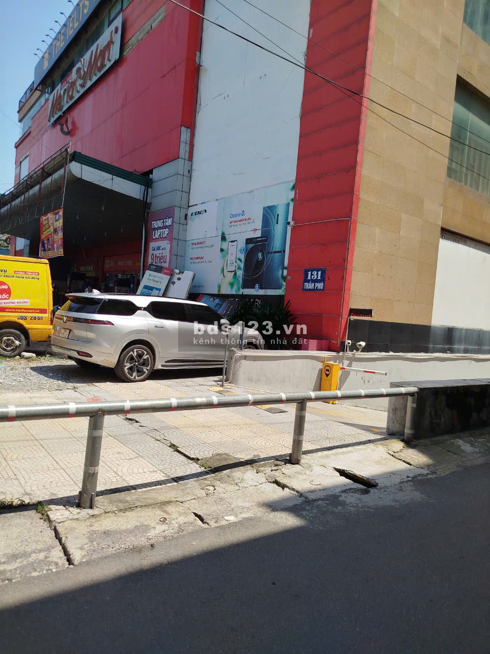Bán căn hộ tòa 131 Trần Phú, Hà Đông, 94m2, 3PN, full nội thất nhập ngoại, giá chỉ nhỉnh 4 tỷ