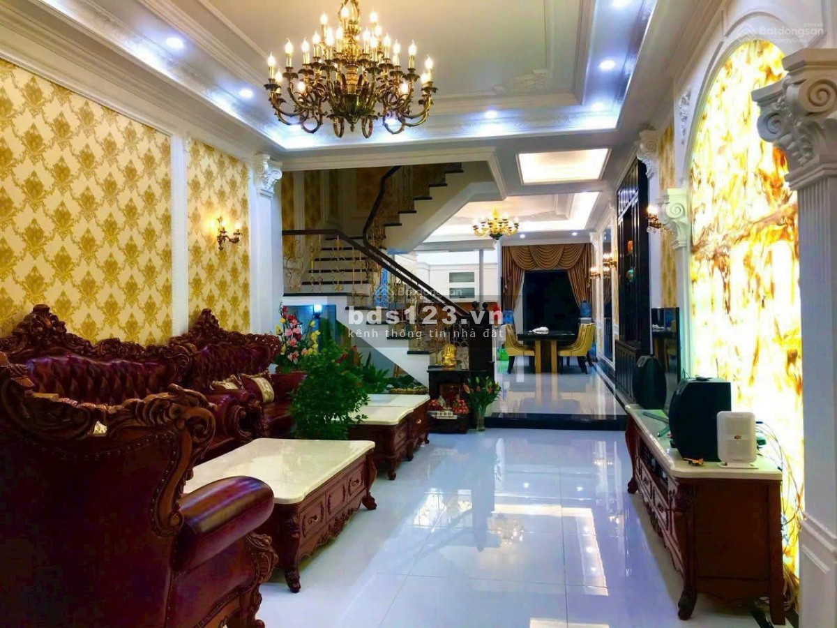 Ngộp bán nhà vành đai 3, đường Đỗ Văn Dậy Tân Hiệp Hóc Môn, DT 5x40m, 3 tầng (mái Thái), Gía 8,5 tỷ