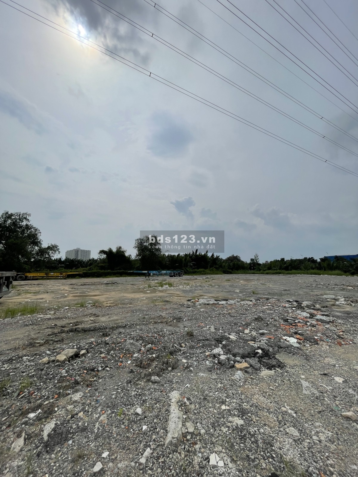 Cho thuê đất trống 4400m2 Võ Chí Công, Phú Hữu, Quận 9