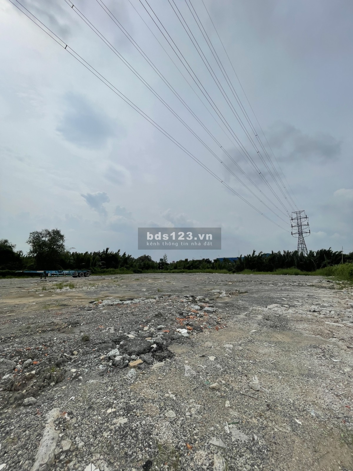 Cho thuê đất trống 4400m2 Võ Chí Công, Phú Hữu, Quận 9