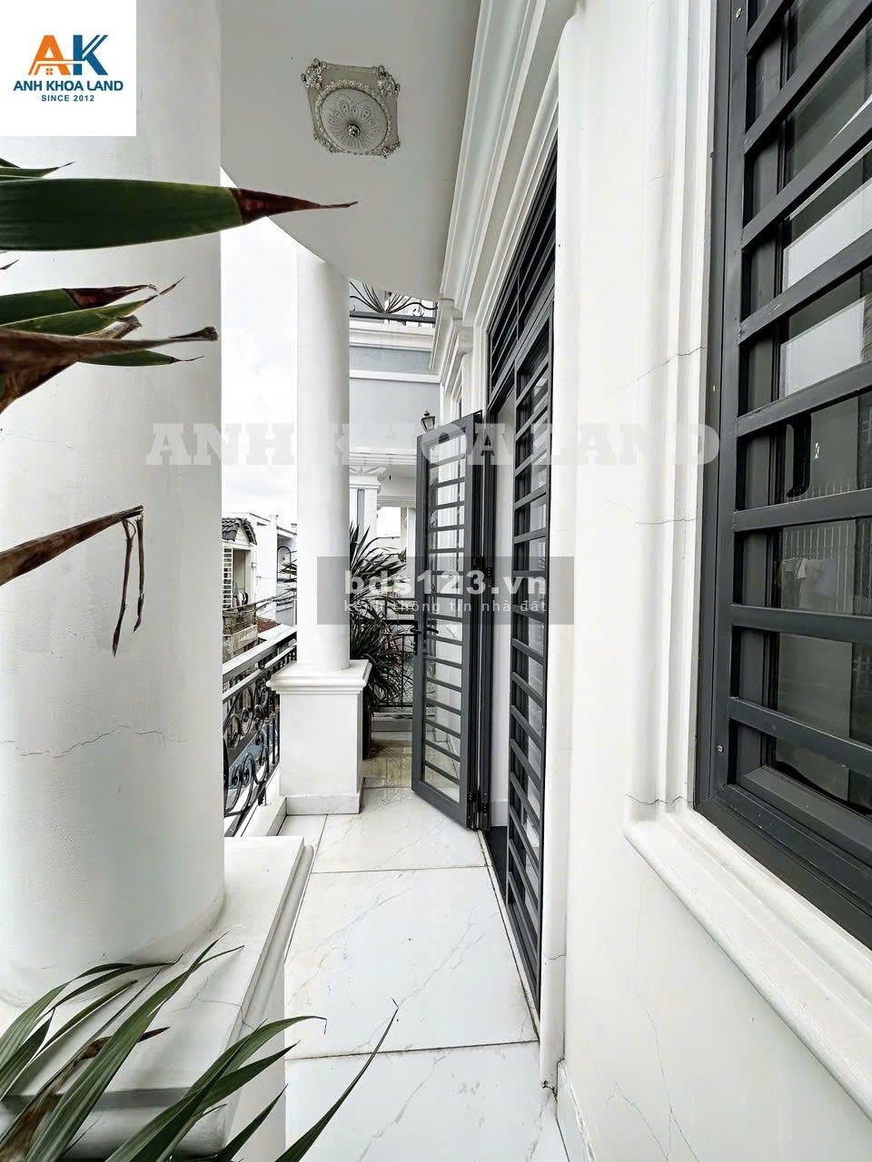 Bán nhà VIP 3 tầng 50M2 hẻm Oto đường Lã Xuân Oai, Phường Tăng Nhơn Phú A, Quận 9, Thủ Đức