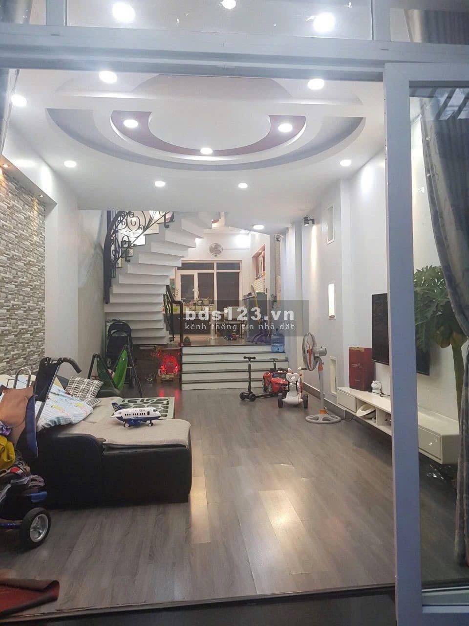 CHÍNH CHỦ CẦN BÁN GẤP NHÀ VỊ TRÍ ĐẸP KHU BÌNH LỢI - Q.BÌNH THẠNH.