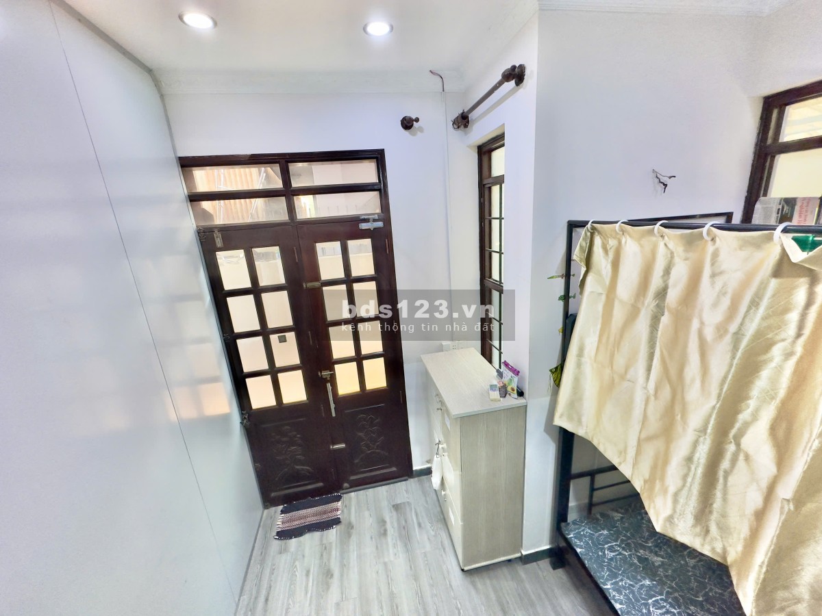 Cho thuê ký túc xá cao cấp bao mọi chi phí nằm trong biệt thự gần sân bay gần Phạm Văn Đồng