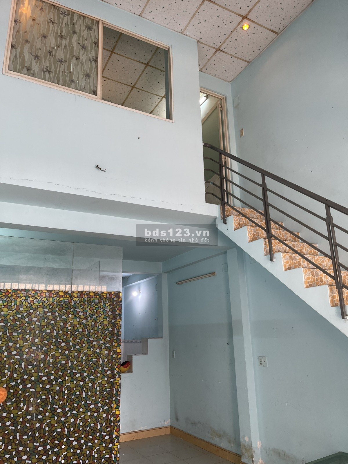 Chính chủ bán gấp nhà hẻm xe hơi 4x10 QL1A Quận Bình Tân