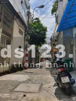 Siêu phẩm 4 tầng khu K200 HXH 5m, P. 13, TB, DT lớn: 110m2, chỉ 135tr/m2, khu K200 cạnh nhà ga T3