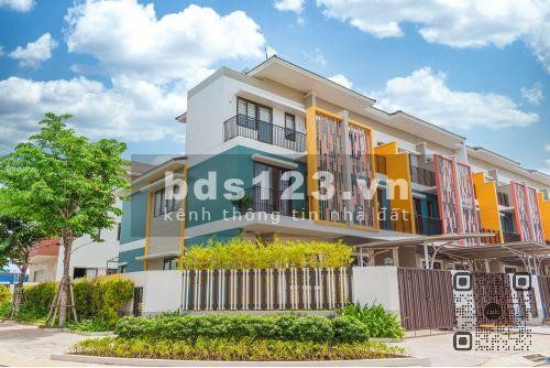 Nhà phố 3 tầng view công viên, sở hữu ngay với 868 triệu tại trung tâm Thành Phố Mới Bình Dương