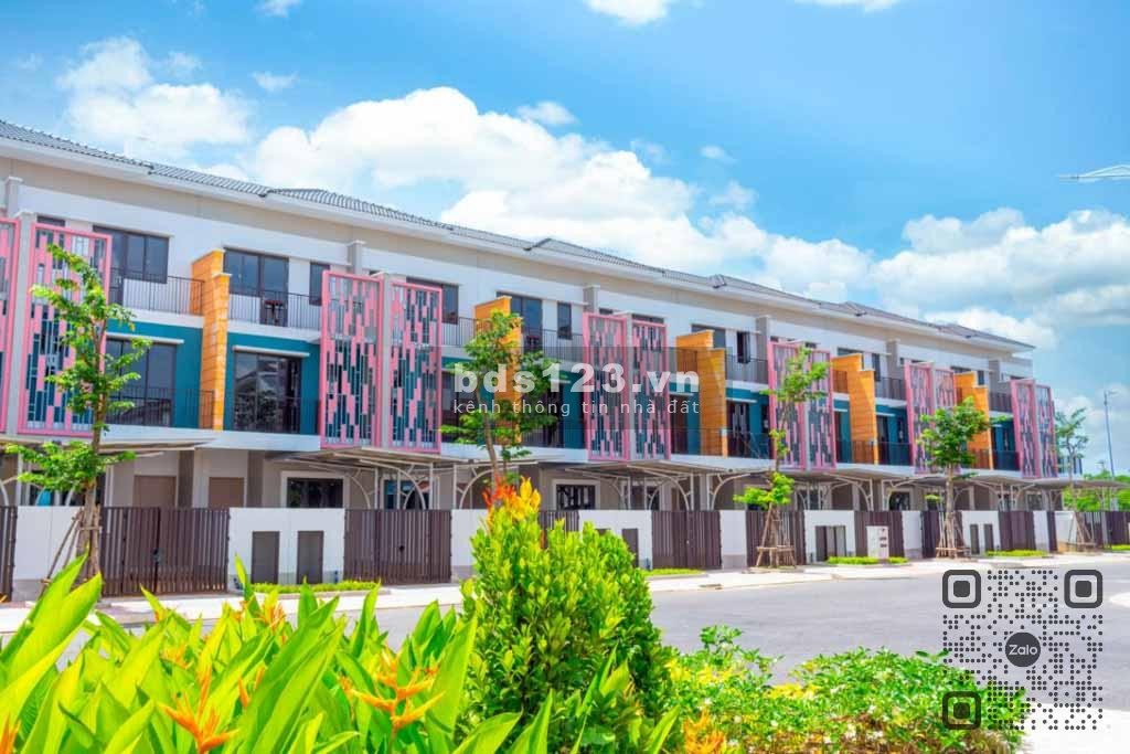 Nhà phố 3 tầng view công viên, sở hữu ngay với 868 triệu tại trung tâm Thành Phố Mới Bình Dương