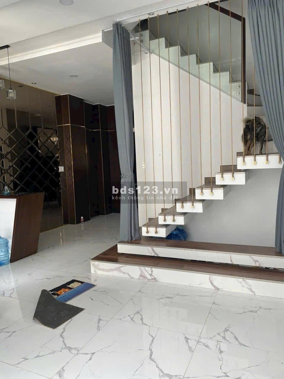 VILLA LÊ QUANG ĐỊNH - 80M2 - 5 TẦNG BTCT - NGANG 5.8M - 5 PN MASTER - CHỈ 10,8 tỷ