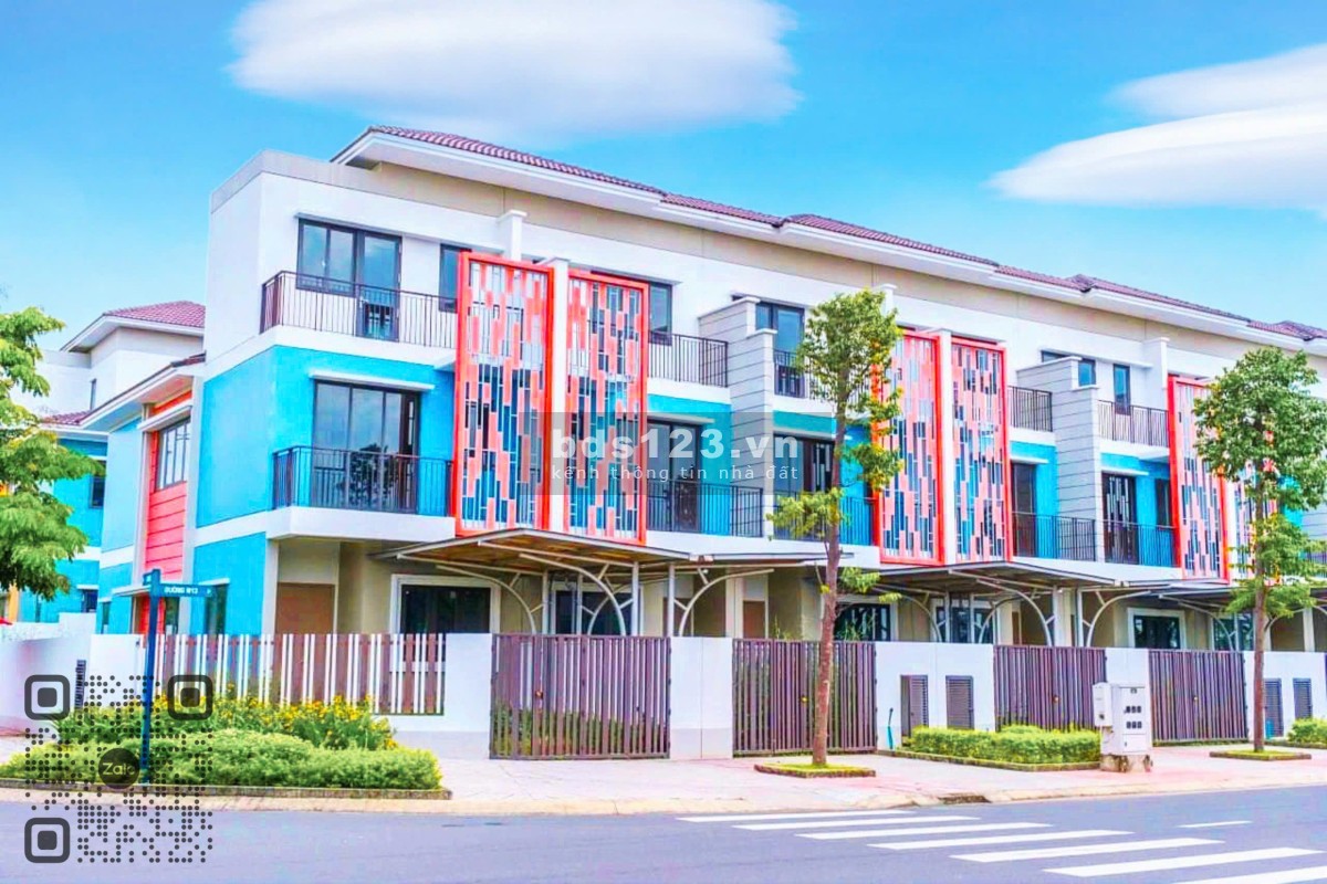 Nhà phố 3 tầng view công viên, sở hữu ngay với 868 triệu tại trung tâm Thành Phố Mới Bình Dương