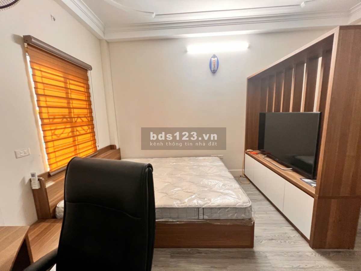Bán nhà phố Trương Định, 33m² 4 tầng, giá 4.5 tỷ.