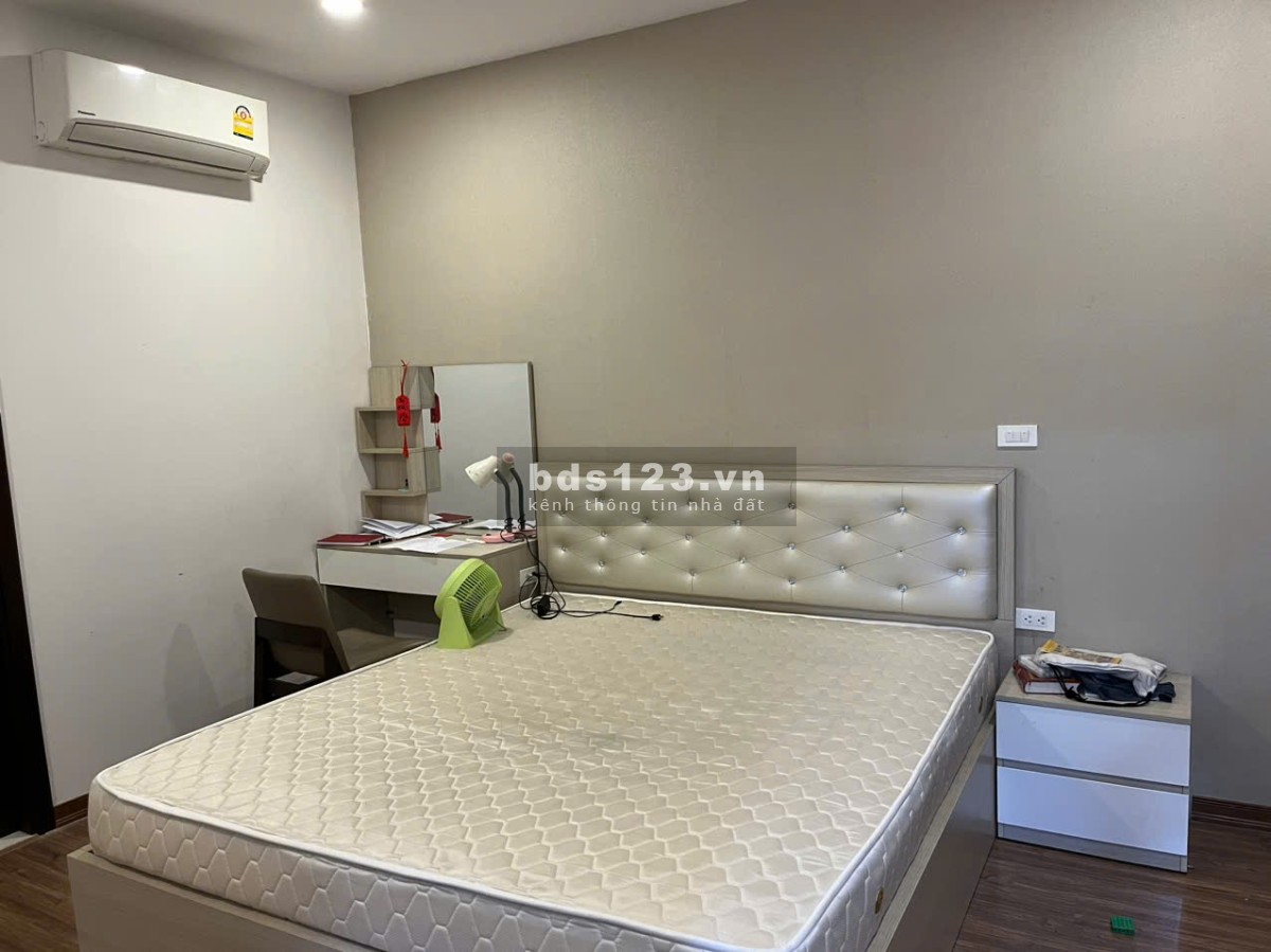 Bán căn Royal Park, Full nội thất siêu đẹp 70m2 2 ngủ 2 WC