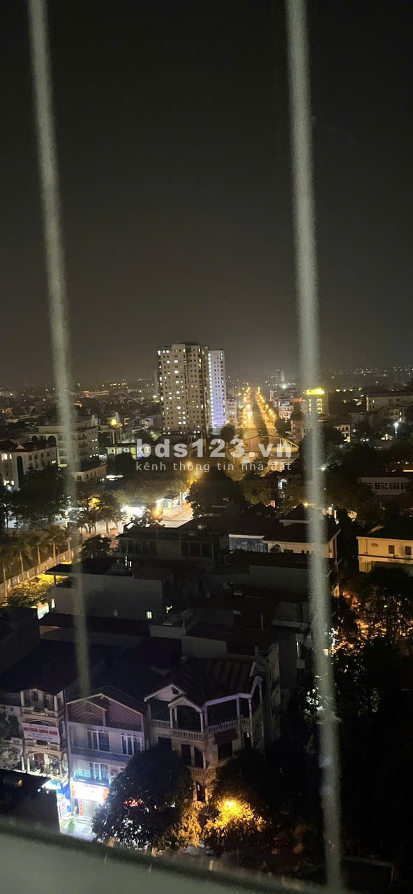 Bán căn Royal Park, Full nội thất siêu đẹp 70m2 2 ngủ 2 WC