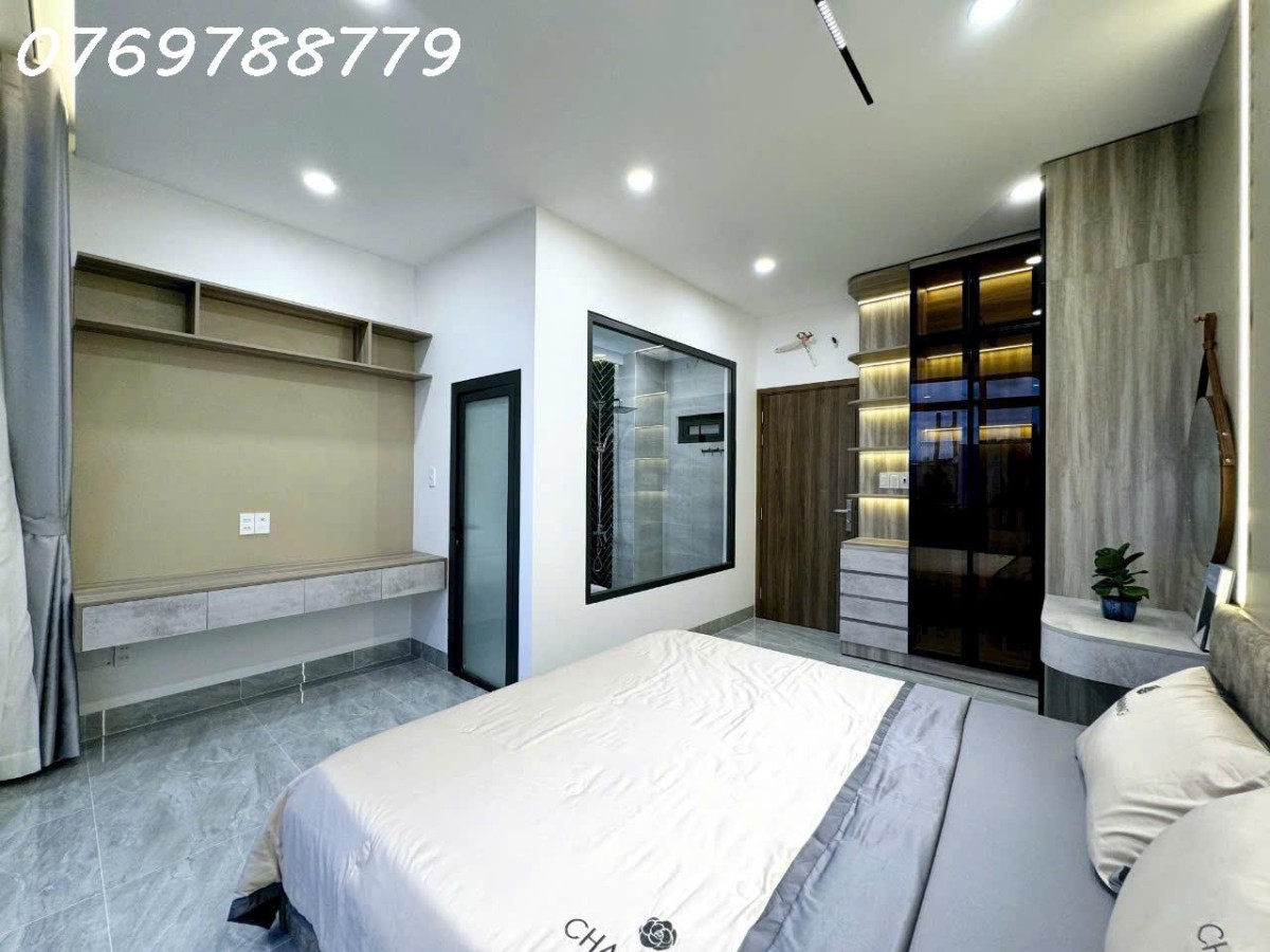 ĐỒNG HƯƠNG NHỜ RA ĐI BIỆT THỰ MINI 1 TRỆT 2 LẦU CÁCH UBND BÌNH CHUẨN 2KM