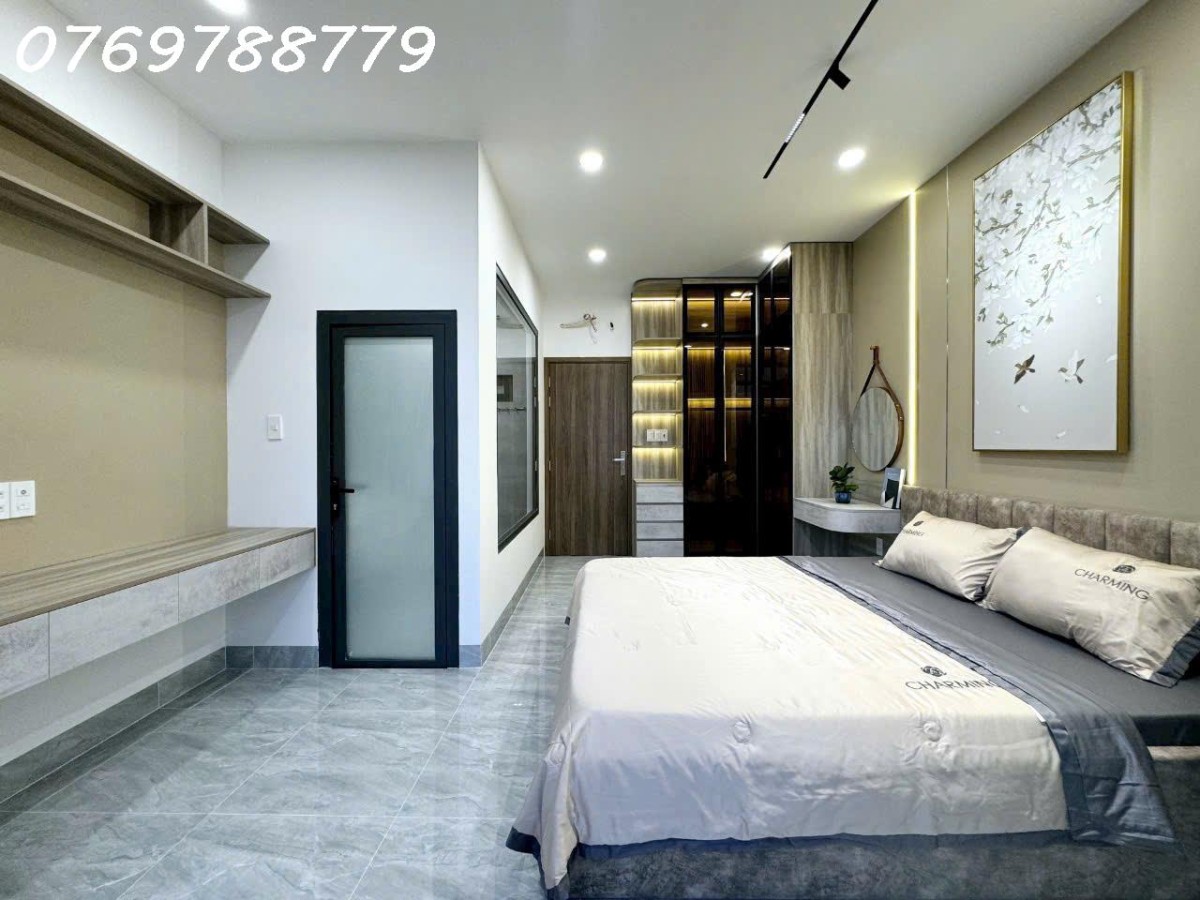 ĐỒNG HƯƠNG NHỜ RA ĐI BIỆT THỰ MINI 1 TRỆT 2 LẦU CÁCH UBND BÌNH CHUẨN 2KM