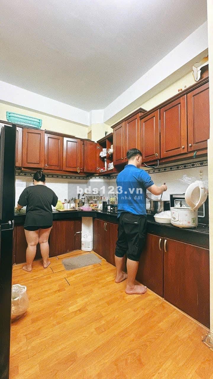 Chung cư Topaz Home, 102 Phan Văn Hớn, TTN, Q12 2pn, 2wc, 70m2, 8tr
