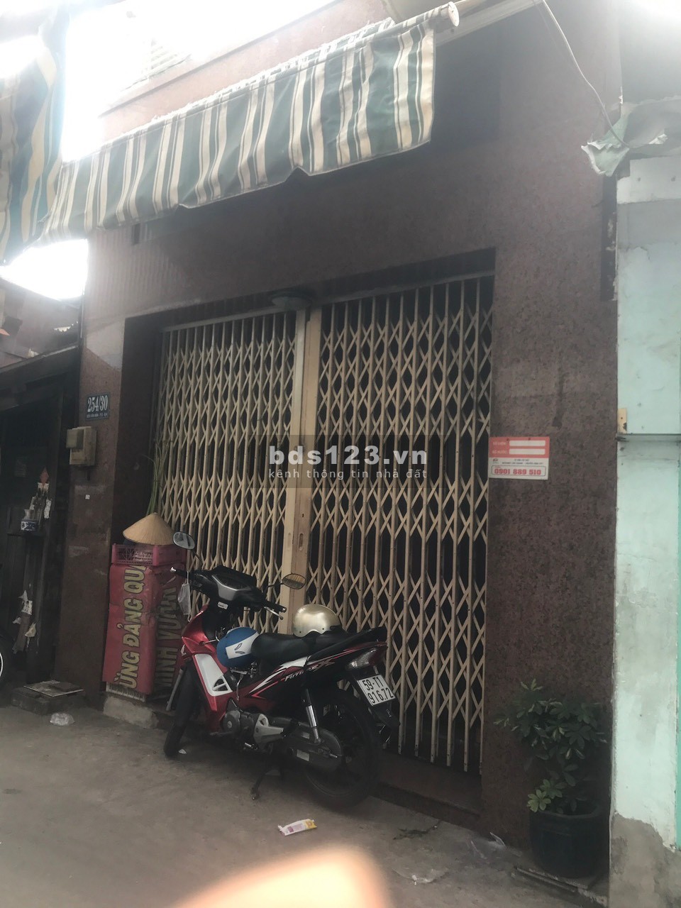 Chính chủ bán gấp nhà view sông Ngang 4.5m NH 254/30 Bến Vân Đồn Quận 4
