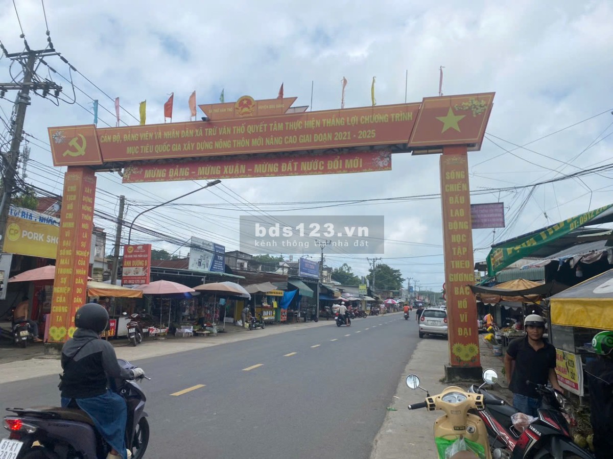 Bán 200m2 mặt tiền đường Trừ Văn Thố thổ giá chỉ 700 triệu sổ sẵn công chứng ngay