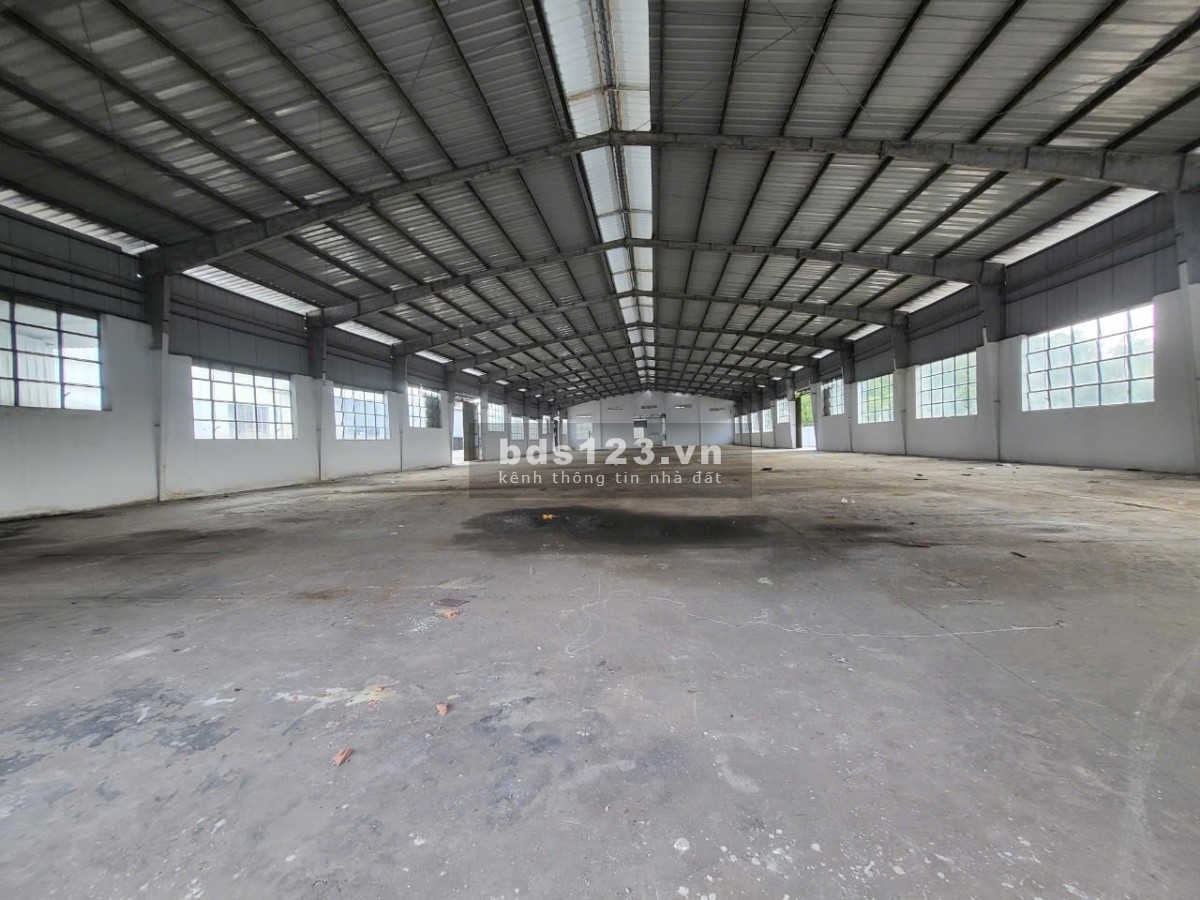 Cho thuê 8000m2 xưởng Biên Hòa giá 450 triệu /tháng , giấy tờ đầy đủ, đường cont, SX đa ngành nghề