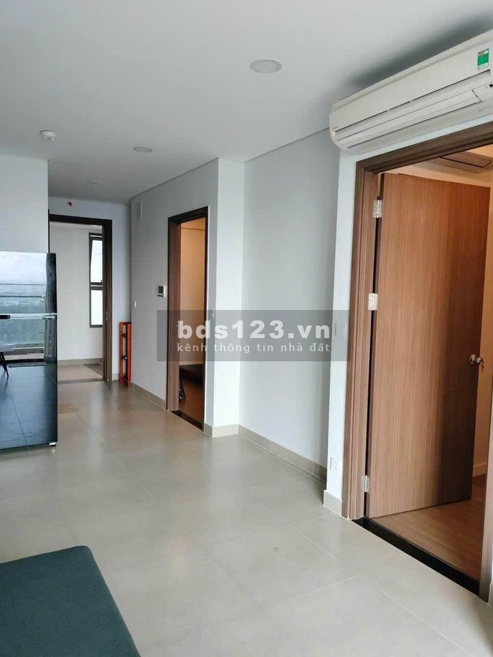 Chung cư Hoa Sen, Lạc Long Quân, Q11: 110m2, 3p ngủ, Nội thất, 15tr