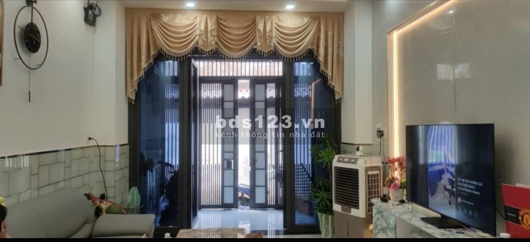 Bán nhà HXH Phạm Thế Hiển Q.8 - 60m2 - 4 tầng - Giá 6.5 Tỷ