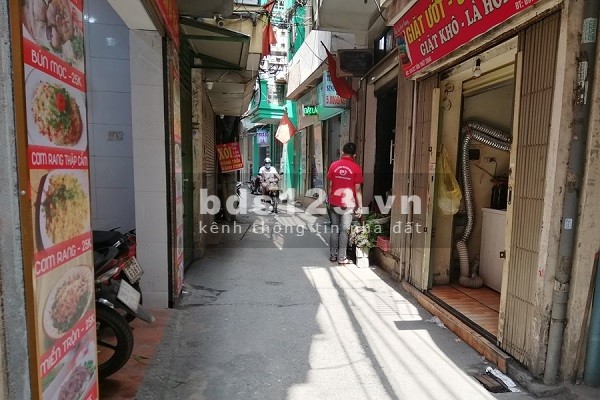 BÁN NHÀ TÔN THẤT TÙNG, GIAO THƯƠNG NHỘN NHỊP, 24m², 3.8 TỶ