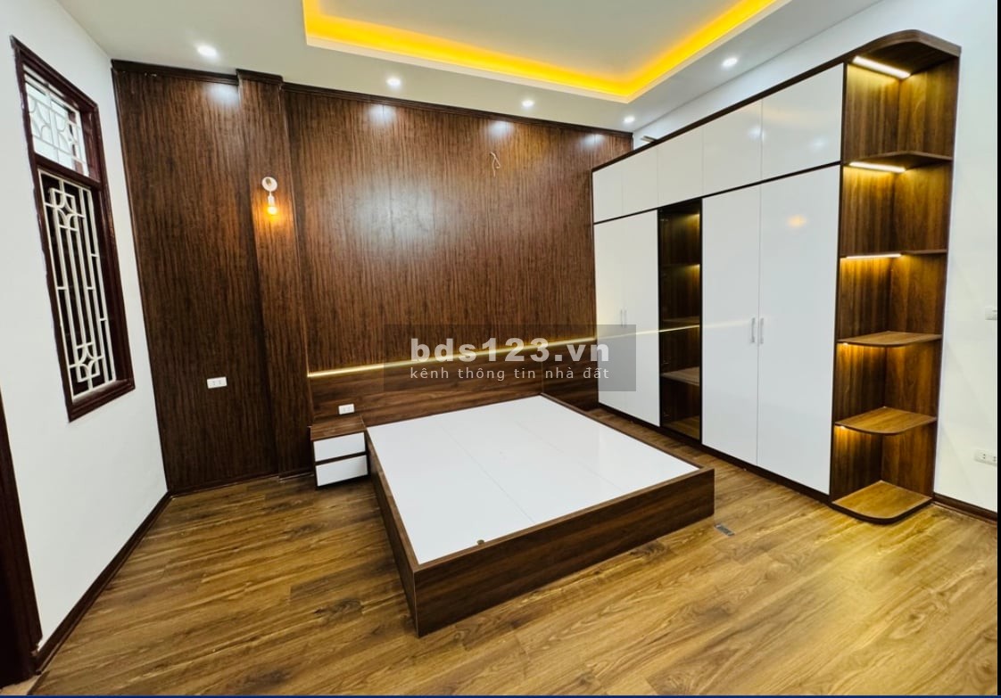 MẶT PHỐ TƯƠNG LAI - NHÀ DÂN XÂY CÒN MỚI ĐẸP - SỔ PHÂN LÔ - SÂN RIÊNG - FULL ĐỒ - Ở SƯỚNG