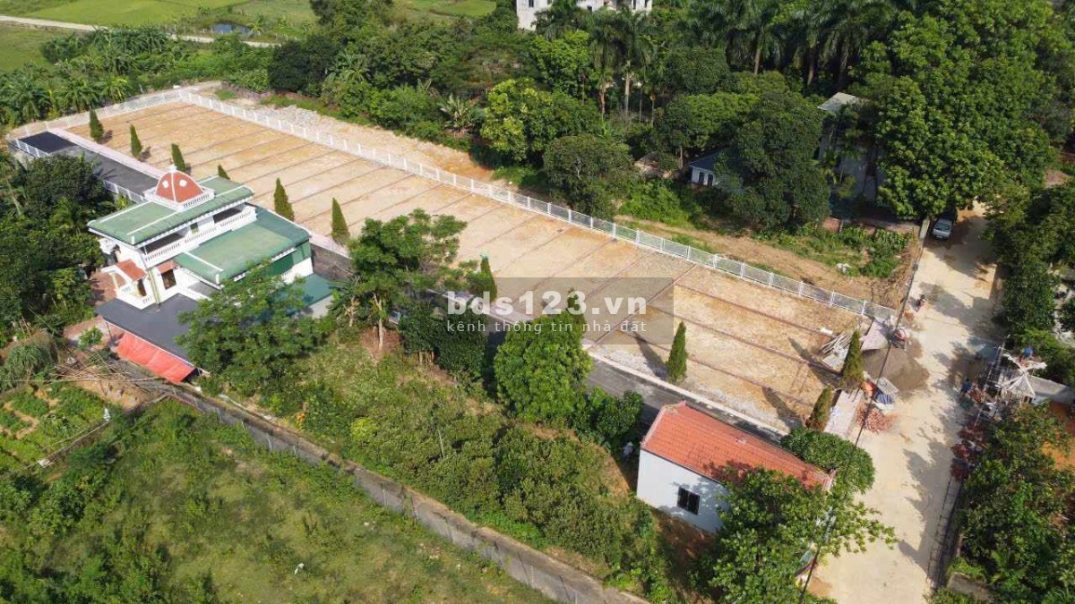 BÁN ĐẤT LÔ GÓC MẶT ĐƯỜNG TRỤC CHÍNH ĐỒNG CHẰM, GẦN ĐẠI LỘ THĂNG LONG, GẦN ĐH QUỐC GIA