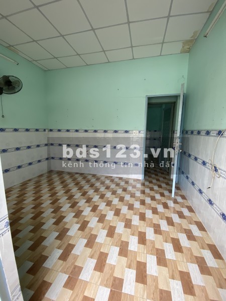 Cho thuê nhà Thoại Ngọc Hầu 4x 7,1m, 1 lâu chỉ 5 triệu