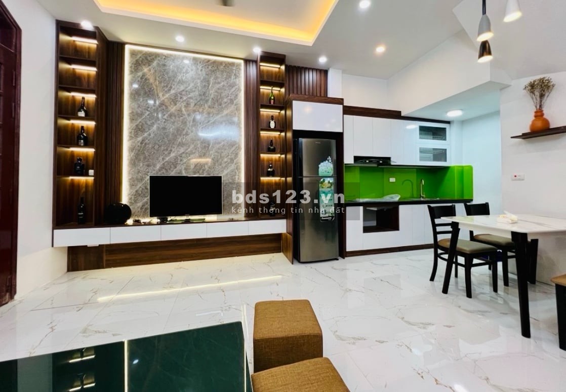 MẶT PHỐ TƯƠNG LAI - NHÀ DÂN XÂY CÒN MỚI ĐẸP - SỔ PHÂN LÔ - SÂN RIÊNG - FULL ĐỒ - Ở SƯỚNG