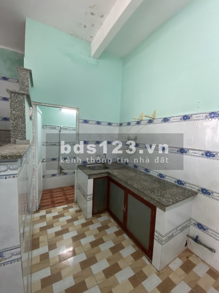 Cho thuê nhà Thoại Ngọc Hầu 4x 7,1m, 1 lâu chỉ 5 triệu