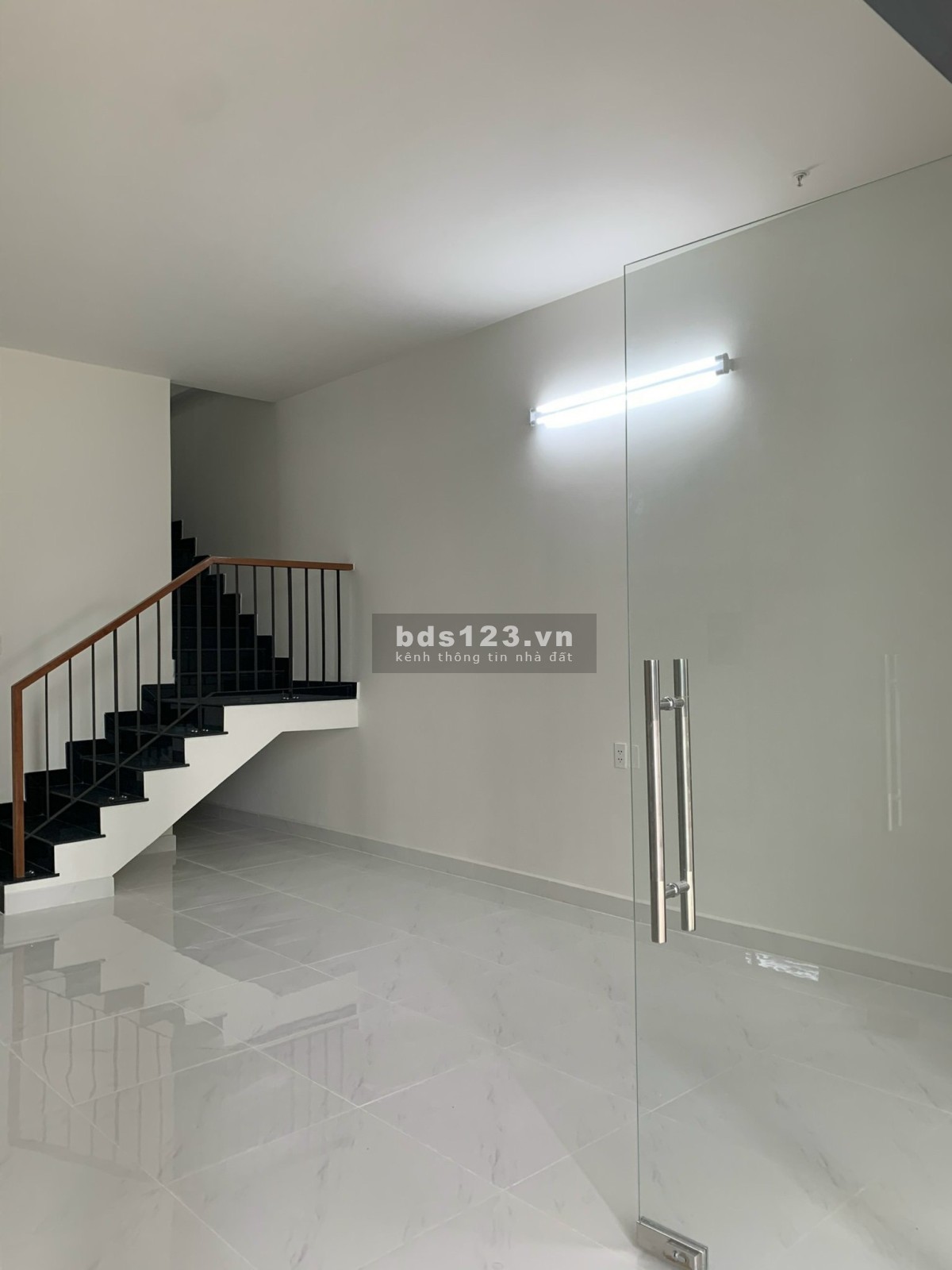 Kẹt Tiền Bán Shophouse Quận 8- 1Trệt1Lầu-2pn3wc-151m2-8x10m- 5,9tỷ- SHR-cạnh Anh Ngữ VNUS-0907456379